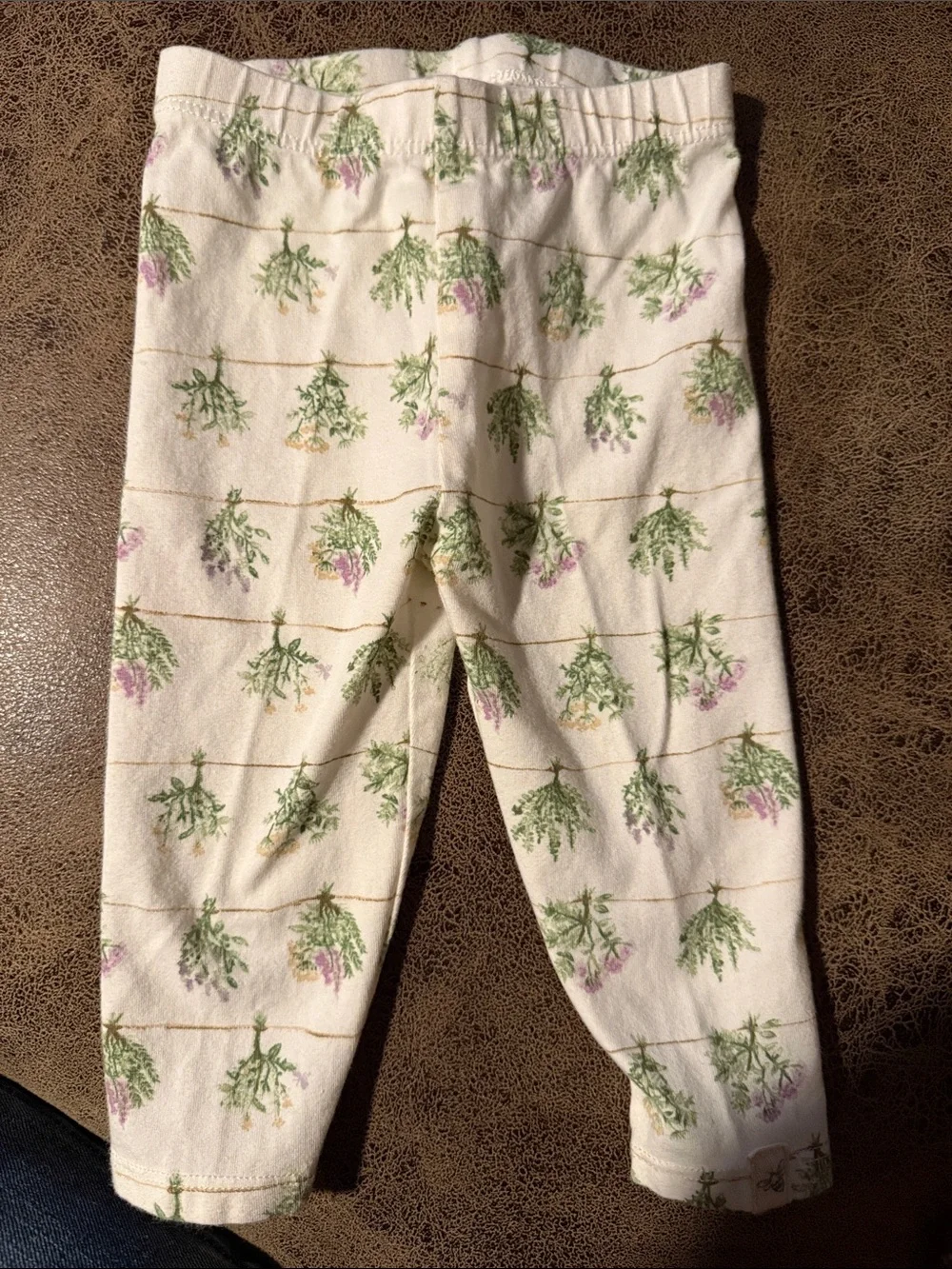 Burt's Bees Lavender Knit Top and Floral Cream Leggings Set